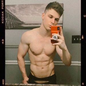 Meet your Posher, Nick